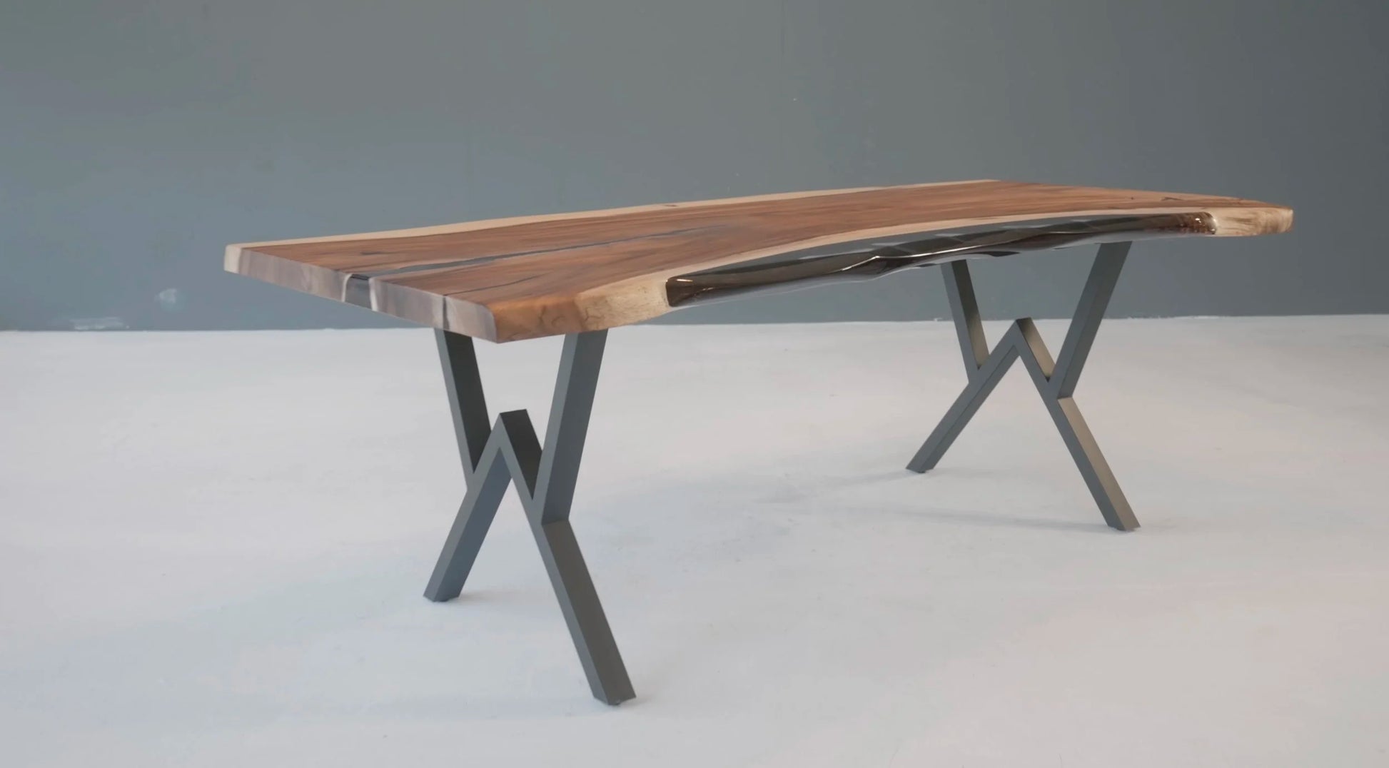 Eettafel 27 - Suar - 225cm x 100cm - The Epoxy Nest