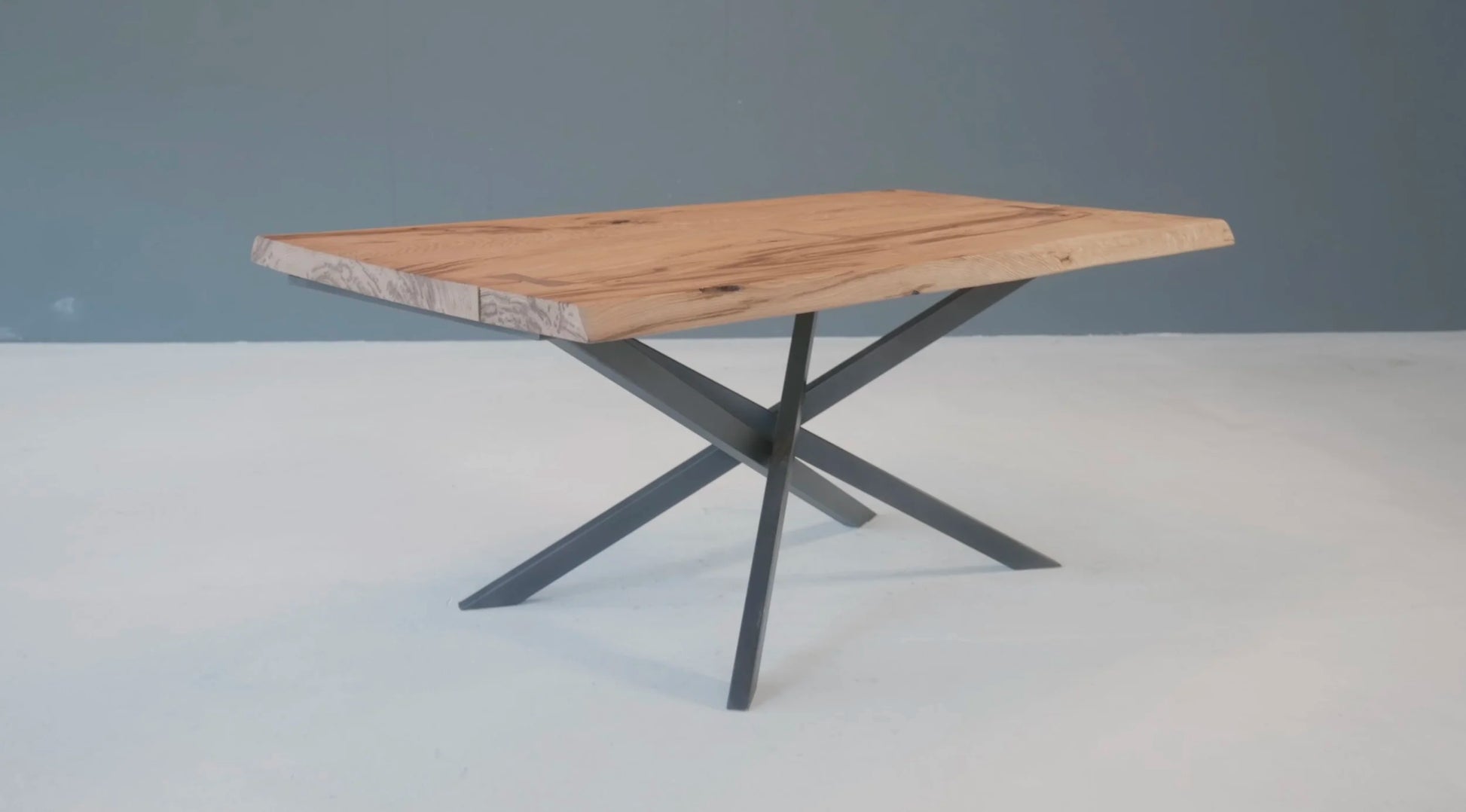 Eettafel 21 - Kastanje - 200cm x 100cm - The Epoxy Nest